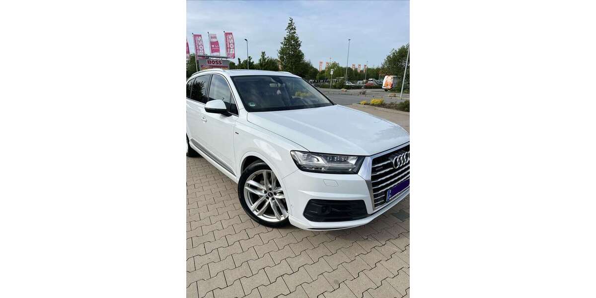 Audi Q7 102.000 km 36.500 &euro; Emden, Stadt 26725