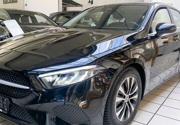 Mercedes-Benz A 200 33.178 km 27.500 &euro; Großefehn 26629