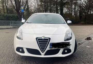 Alfa Romeo Giulietta 97.000 km 7.500 &euro; Aurich, Stadt 26605