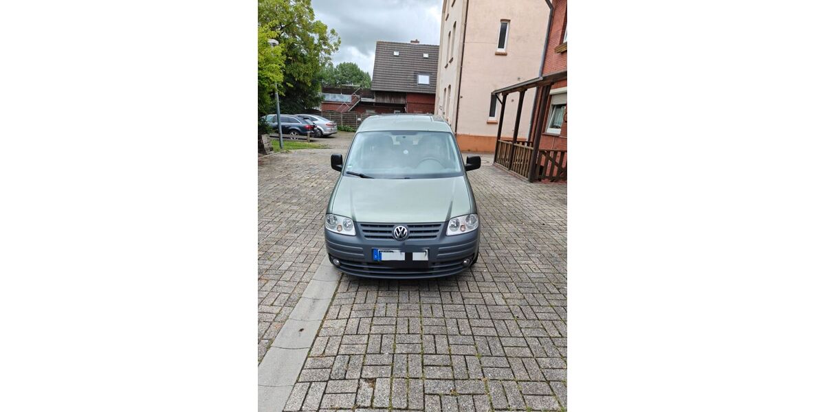VW Caddy 131.000 km 6.500 &euro; Emden 26725