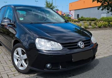 VW Golf 195.900 km 3.690 &euro; Emden 26725