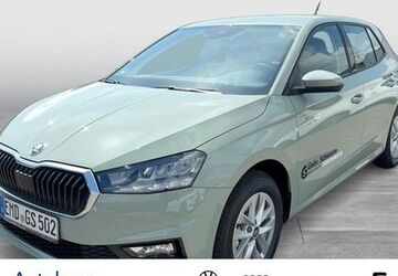 Skoda Fabia 3.000 km 22.600 &euro; Emden 26723