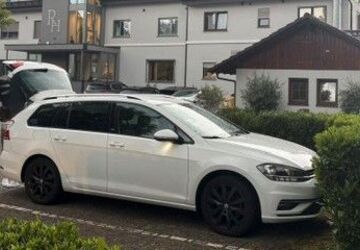 VW Golf 130.000 km 11.300 &euro; Emden 26723